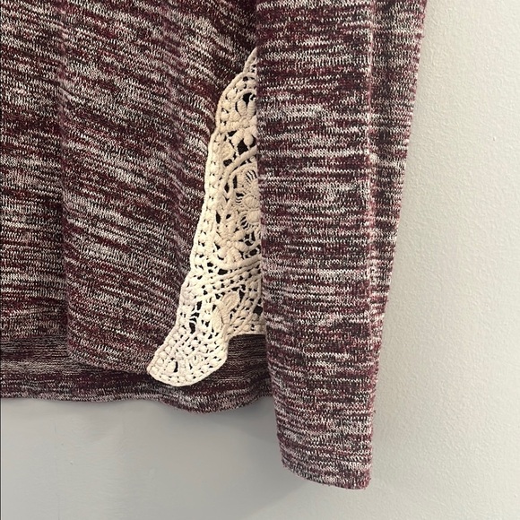 Women's Maroon Long Sleeve Top with ace Accents - Picture 2 of 4